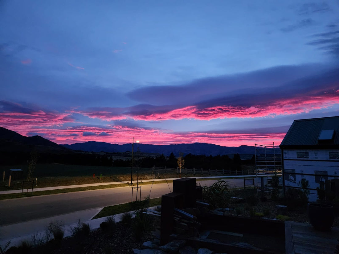 Why Wanaka’s Sunrises & Sunsets Are so Beautiful